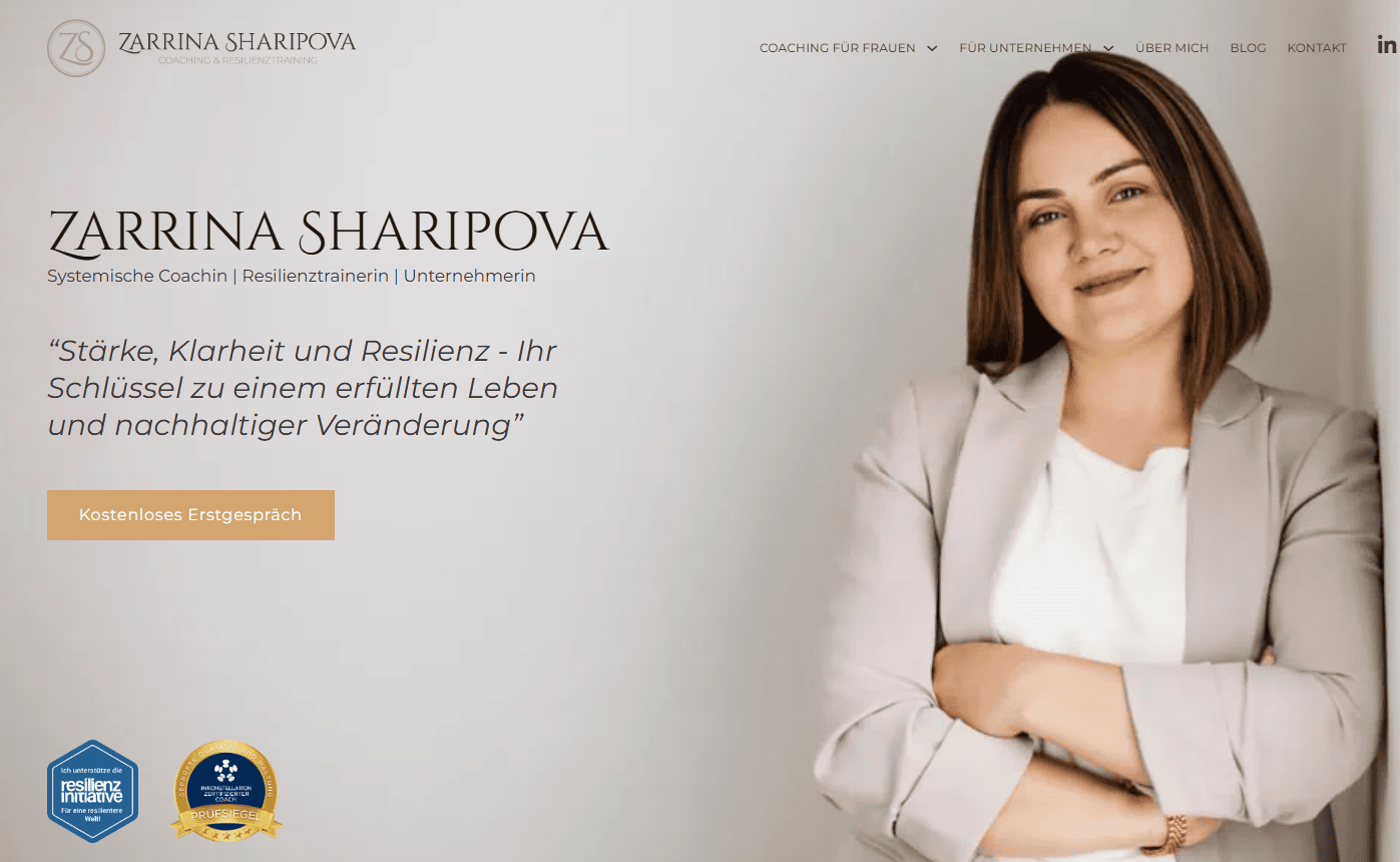 Startseite von Zarrina Sharipova mit Porträt und Zitat zur Resilienz.